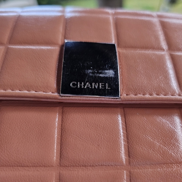 Chanel Vintage Chocolate Bar Trifold Wallet - Picture 17 of 17